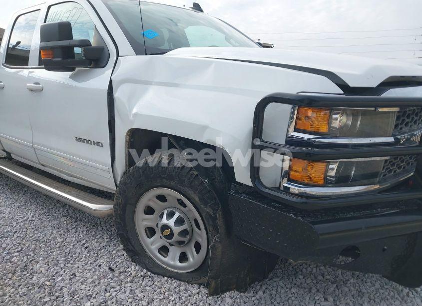 Photo 6 of 2019 Chevrolet Silverado 2500HD LT (VIN 2GC2KSEG8K1170103)