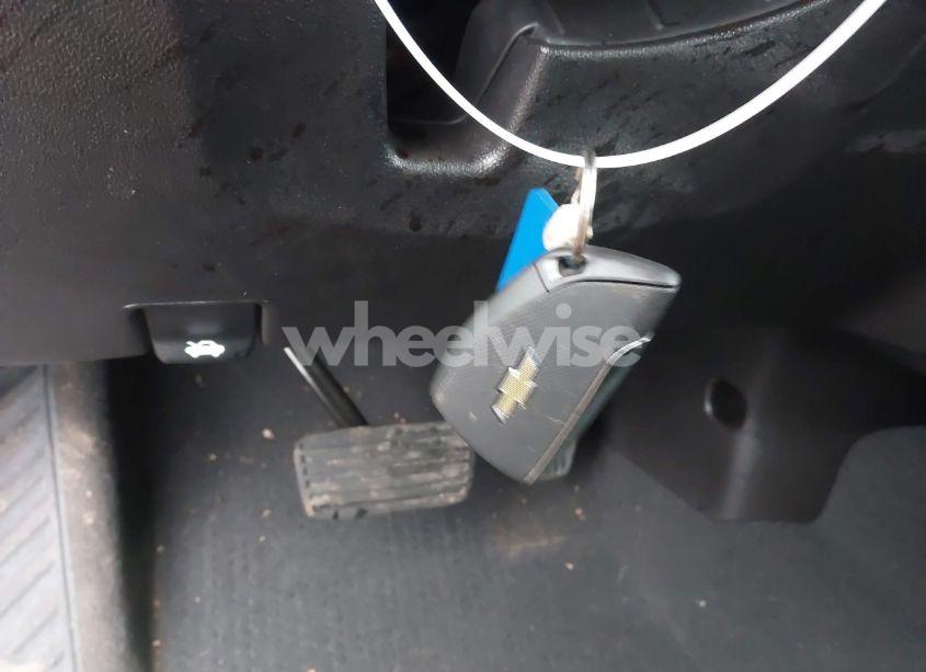 Photo 10 of 2025 Chevrolet Silverado 2500HD 4WD STANDARD BED CUSTOM (VIN 2GC4KMEY3S1123350)