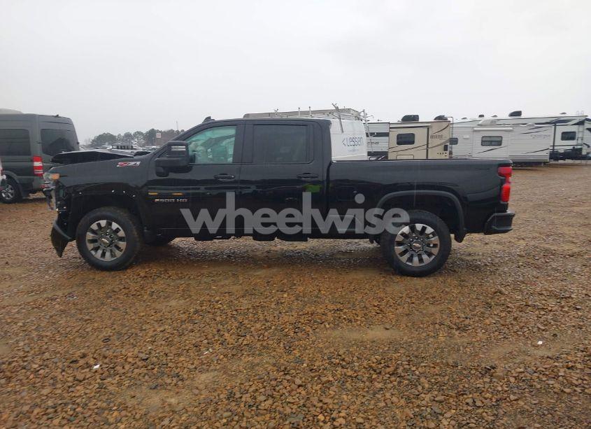 Photo 14 of 2025 Chevrolet Silverado 2500HD 4WD STANDARD BED CUSTOM (VIN 2GC4KMEY3S1123350)