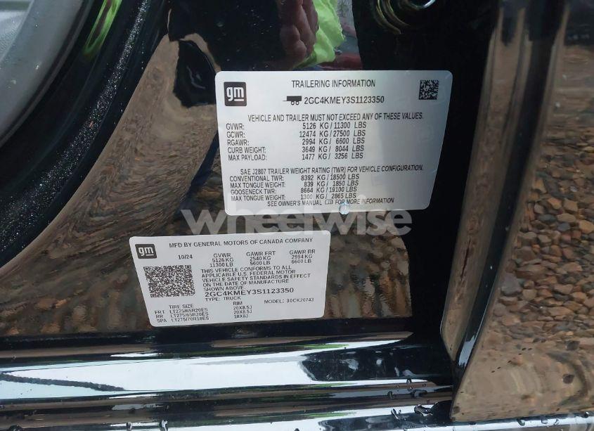 Photo 8 of 2025 Chevrolet Silverado 2500HD 4WD STANDARD BED CUSTOM (VIN 2GC4KMEY3S1123350)