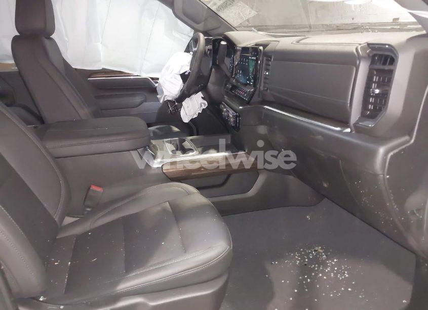 Photo 5 of 2025 Chevrolet Silverado 2500HD 4WD STANDARD BED LT (VIN 2GC4KNE72S1137446)