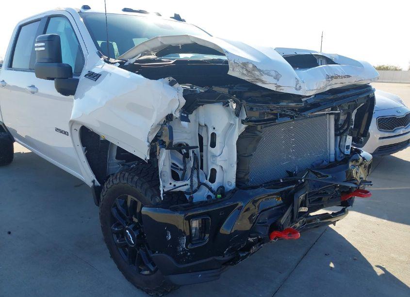 Photo 11 of 2025 Chevrolet Silverado 2500HD 4WD STANDARD BED LT (VIN 2GC4KNE76S1108452)