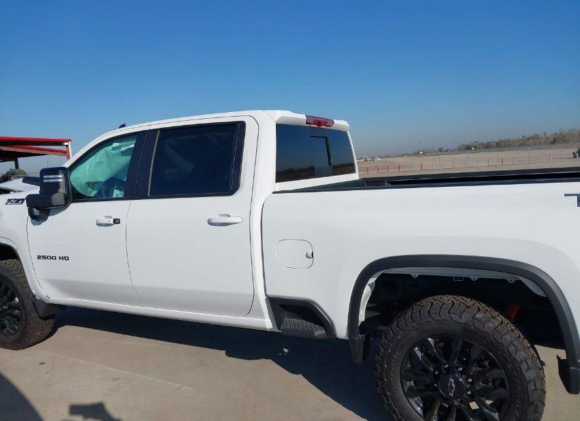 Photo 14 of 2025 Chevrolet Silverado 2500HD 4WD STANDARD BED LT (VIN 2GC4KNE76S1108452)