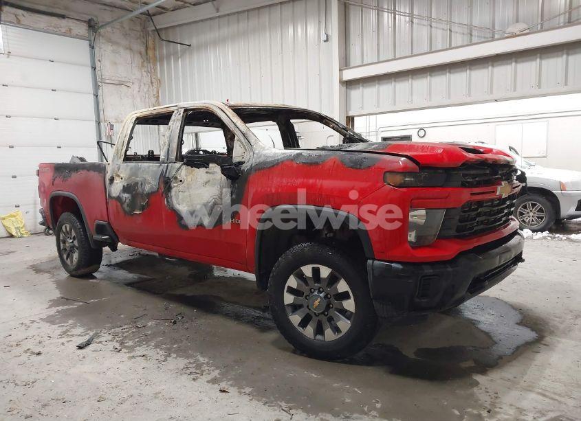 2024 Chevrolet Silverado 2500HD 4WD STANDARD BED CUSTOM (VIN 2GC4YME71R1132774) main photo