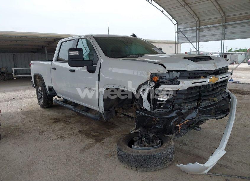 2024 Chevrolet Silverado 2500HD 4WD STANDARD BED CUSTOM (VIN 2GC4YME72R1132430) main photo