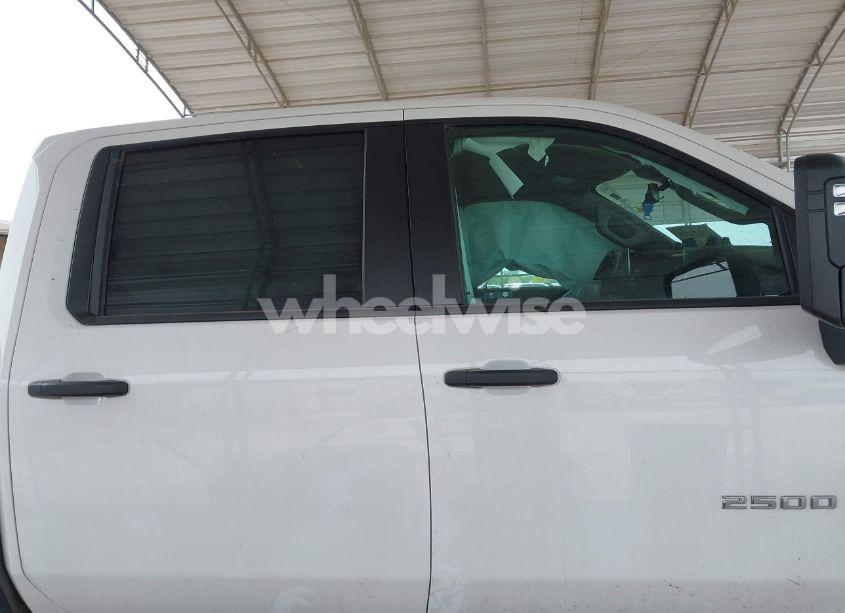 Photo 12 of 2024 Chevrolet Silverado 2500HD 4WD STANDARD BED CUSTOM (VIN 2GC4YME72R1132430)