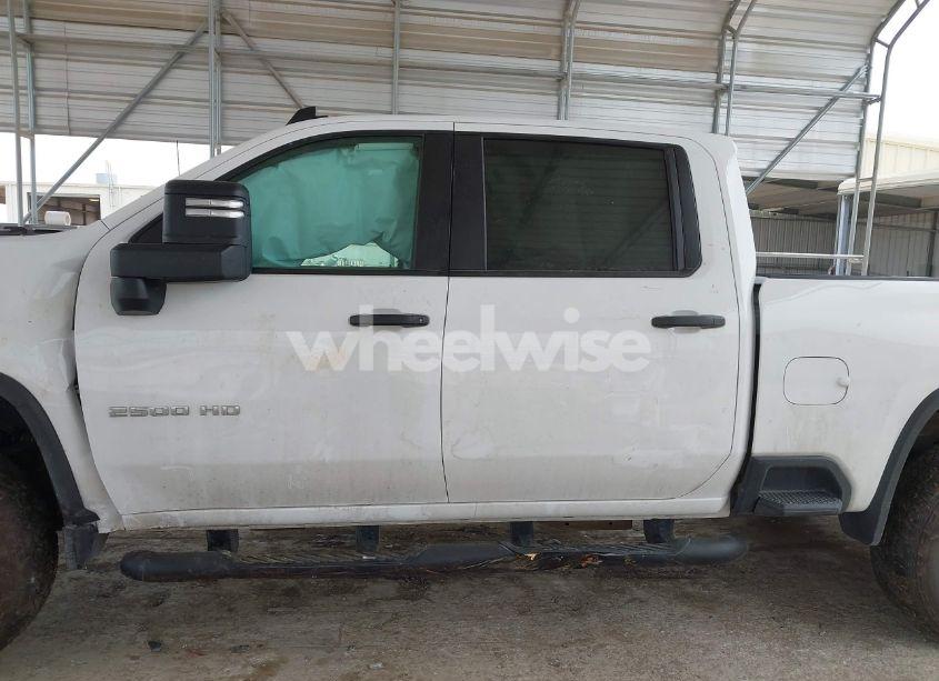 Photo 13 of 2024 Chevrolet Silverado 2500HD 4WD STANDARD BED CUSTOM (VIN 2GC4YME72R1132430)