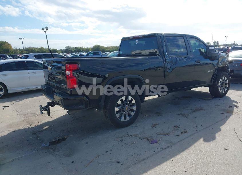Photo 4 of 2024 Chevrolet Silverado 2500HD 4WD STANDARD BED CUSTOM (VIN 2GC4YME72R1210317)