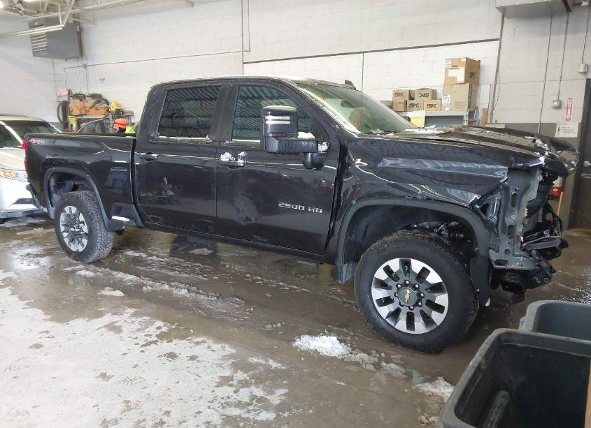 2024 Chevrolet Silverado 2500HD 4WD STANDARD BED CUSTOM (VIN 2GC4YME73R1168501) main photo