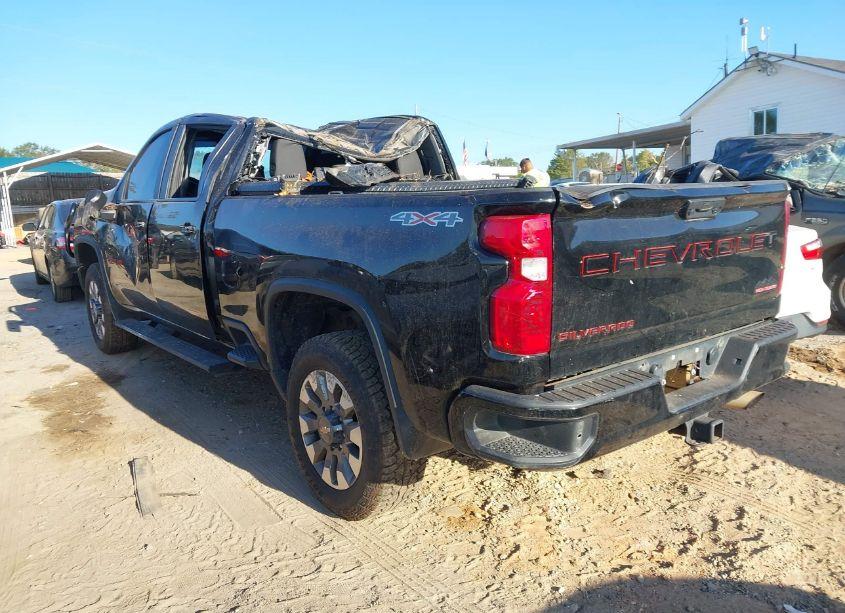 Photo 3 of 2022 Chevrolet Silverado 2500HD 4WD STANDARD BED CUSTOM (VIN 2GC4YME74N1242521)