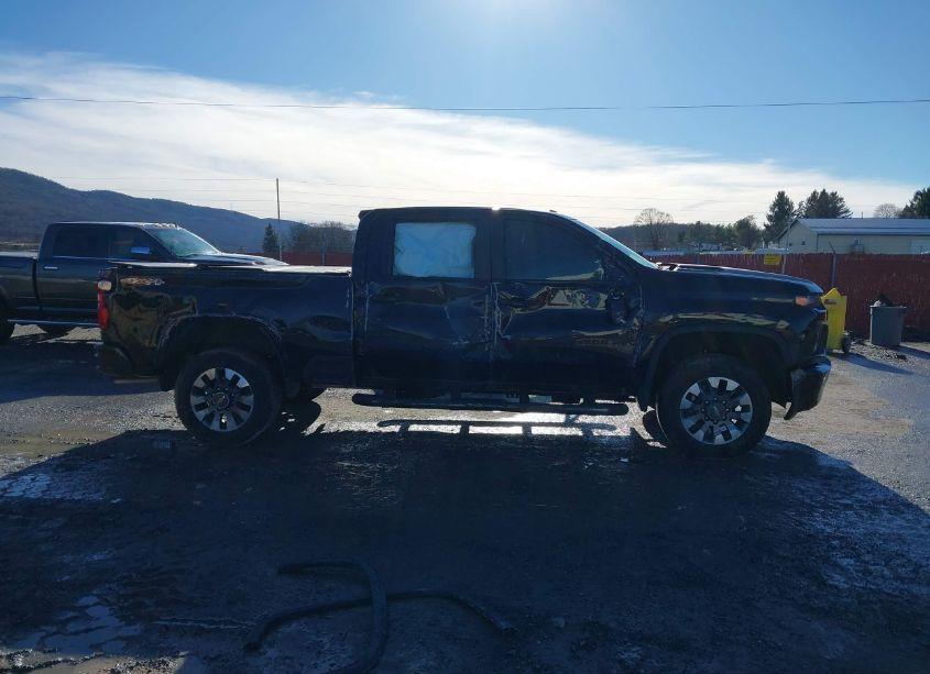 Photo 14 of 2022 Chevrolet Silverado 2500HD 4WD STANDARD BED CUSTOM (VIN 2GC4YME76N1218687)