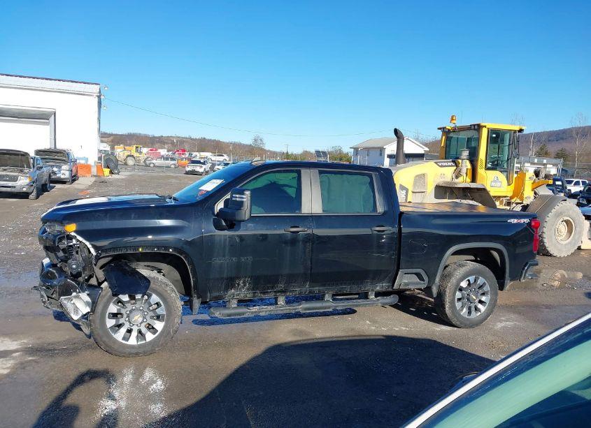 Photo 15 of 2022 Chevrolet Silverado 2500HD 4WD STANDARD BED CUSTOM (VIN 2GC4YME76N1218687)
