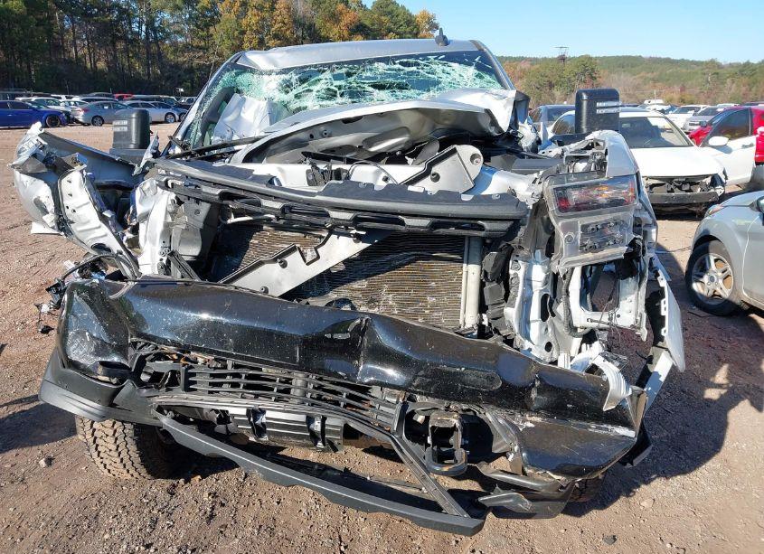 Photo 12 of 2022 Chevrolet Silverado 2500HD 4WD STANDARD BED CUSTOM (VIN 2GC4YME76N1221850)