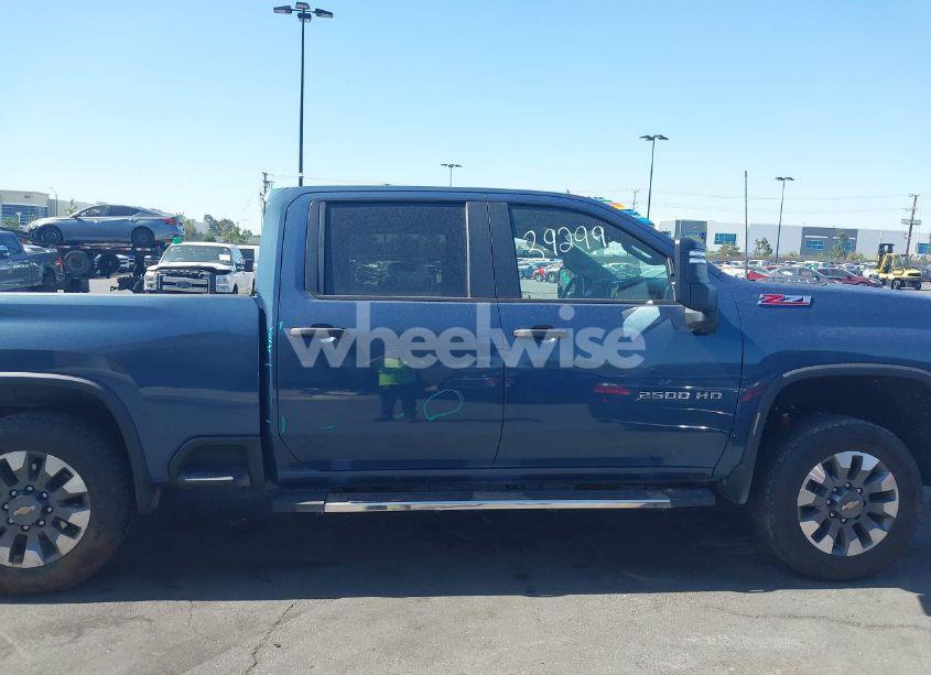 Photo 13 of 2024 Chevrolet Silverado 2500HD 4WD STANDARD BED CUSTOM (VIN 2GC4YME77R1198889)