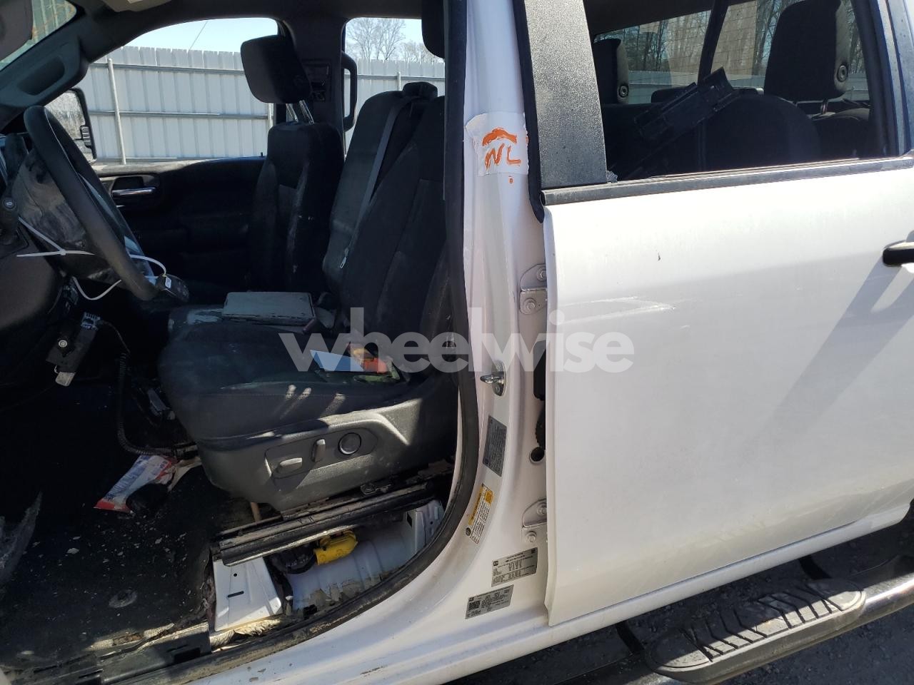 Photo 12 of 2024 CHEVROLET SILVERADO K2500 CUSTOM (VIN 2GC4YME78R1229776)