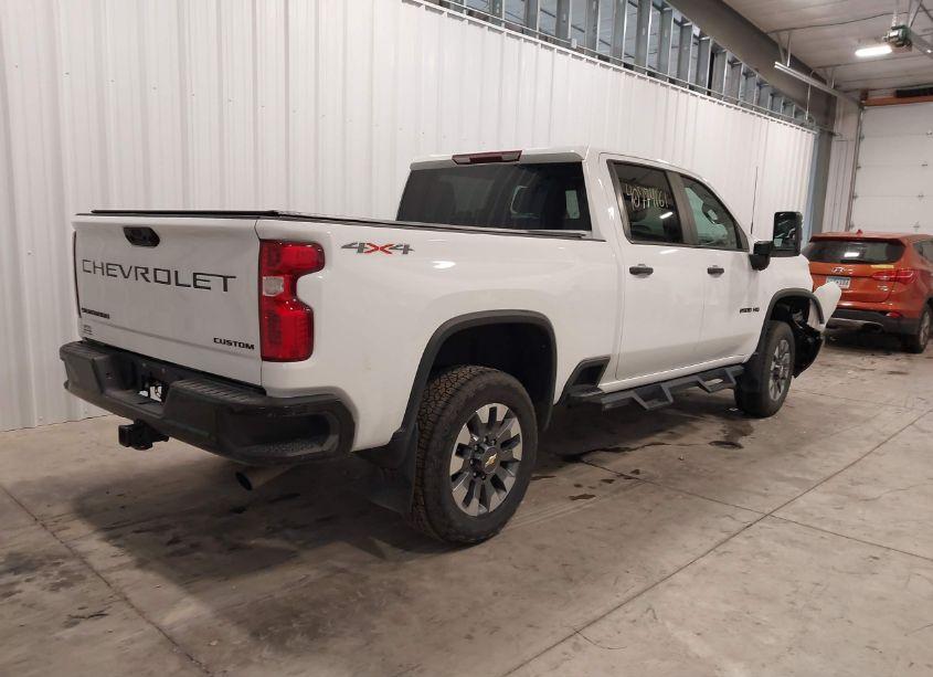 Photo 4 of 2022 Chevrolet Silverado 2500HD (VIN 2GC4YME79N1226721)