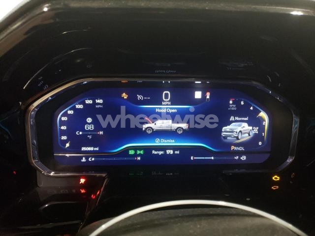 Photo 3 of 2023 CHEVROLET SILVERADO K1500 LT (VIN 2GC4YME79R1226188)