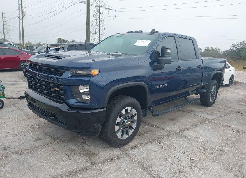 2022 Chevrolet Silverado 2500HD 4WD STANDARD BED CUSTOM (VIN 2GC4YMEY4N1244102) main photo