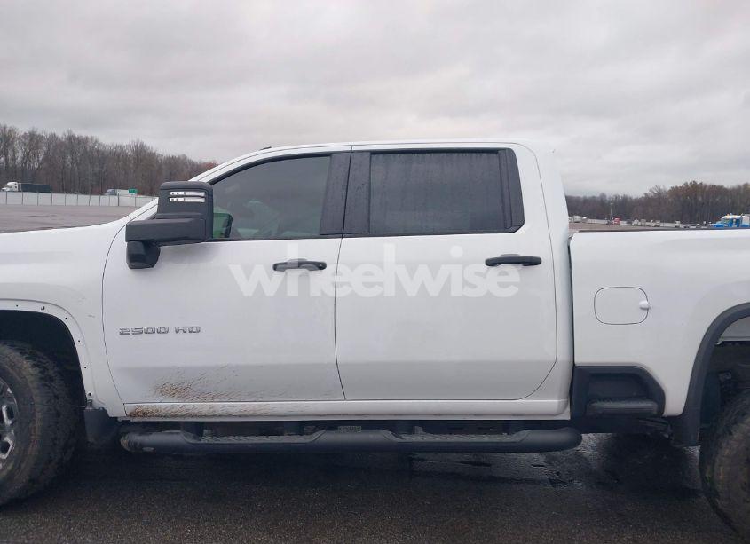 Photo 17 of 2024 Chevrolet Silverado 2500HD (VIN 2GC4YMEY5R1184451)