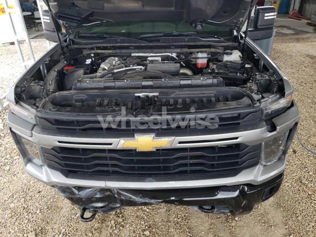 Photo 3 of 2024 CHEVROLET SILVERADO K2500 CUSTOM (VIN 2GC4YMEY6R1240171)