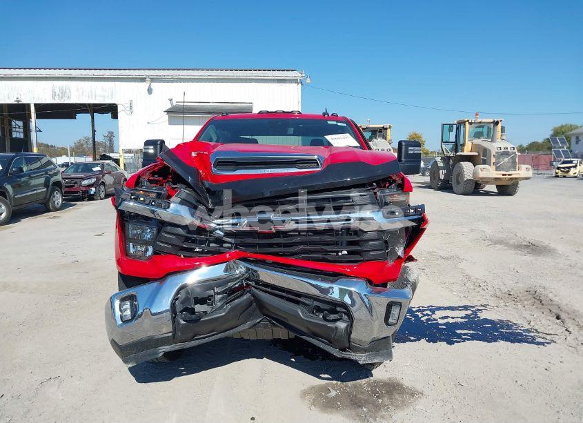 Photo 12 of 2024 Chevrolet Silverado 2500HD 4WD STANDARD BED LT (VIN 2GC4YNE70R1127944)