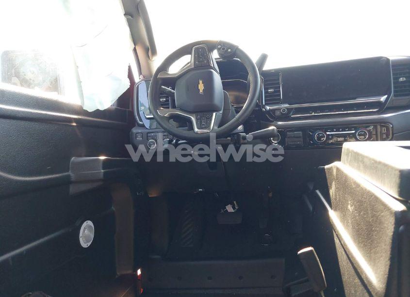 Photo 19 of 2024 Chevrolet Silverado 2500HD 4WD STANDARD BED LT (VIN 2GC4YNE70R1127944)