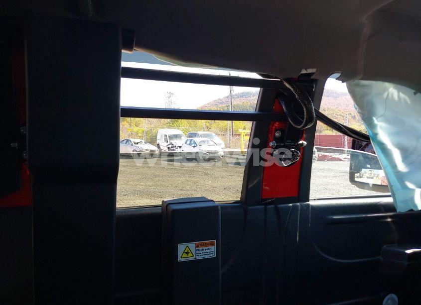 Photo 20 of 2024 Chevrolet Silverado 2500HD 4WD STANDARD BED LT (VIN 2GC4YNE70R1127944)