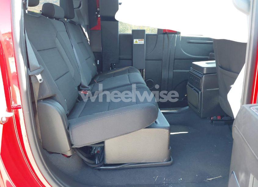 Photo 7 of 2024 Chevrolet Silverado 2500HD 4WD STANDARD BED LT (VIN 2GC4YNE70R1127944)