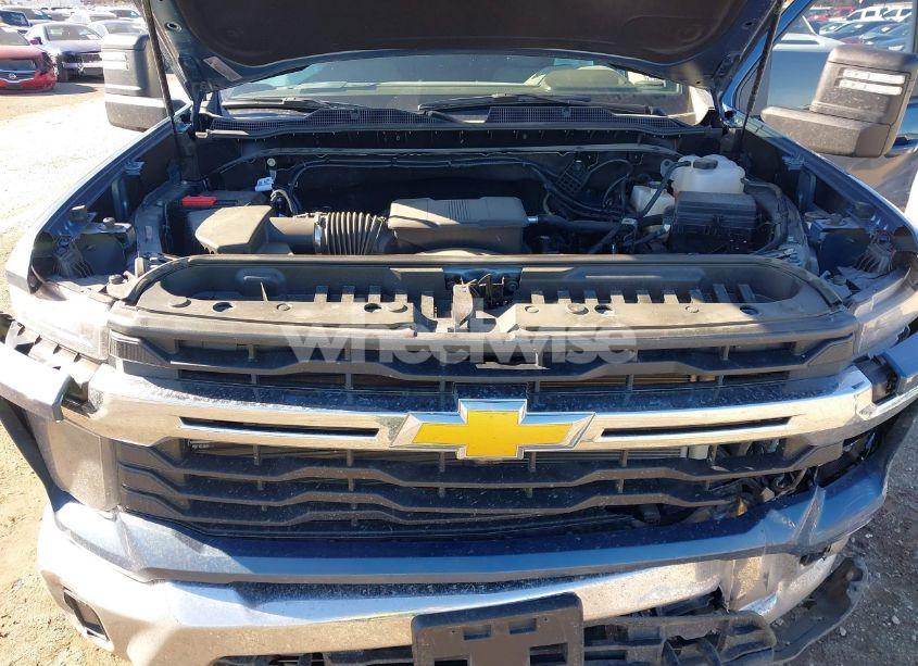 Photo 10 of 2024 Chevrolet Silverado 2500HD 4WD STANDARD BED LT (VIN 2GC4YNE71R1261300)