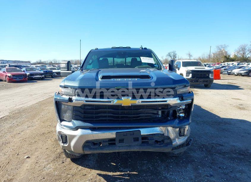 Photo 12 of 2024 Chevrolet Silverado 2500HD 4WD STANDARD BED LT (VIN 2GC4YNE71R1261300)