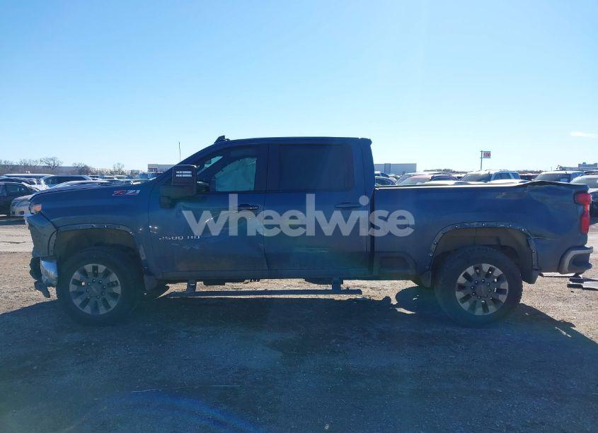 Photo 14 of 2024 Chevrolet Silverado 2500HD 4WD STANDARD BED LT (VIN 2GC4YNE71R1261300)