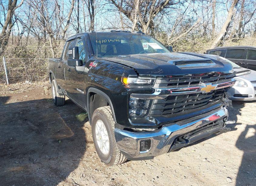 2024 Chevrolet Silverado 2500HD 4WD STANDARD BED LT (VIN 2GC4YNE74R1199844) main photo