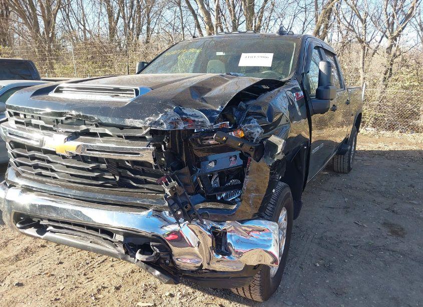 Photo 11 of 2024 Chevrolet Silverado 2500HD 4WD STANDARD BED LT (VIN 2GC4YNE74R1199844)