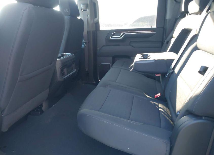 Photo 6 of 2024 Chevrolet Silverado 2500HD 4WD STANDARD BED LT (VIN 2GC4YNE74R1199844)