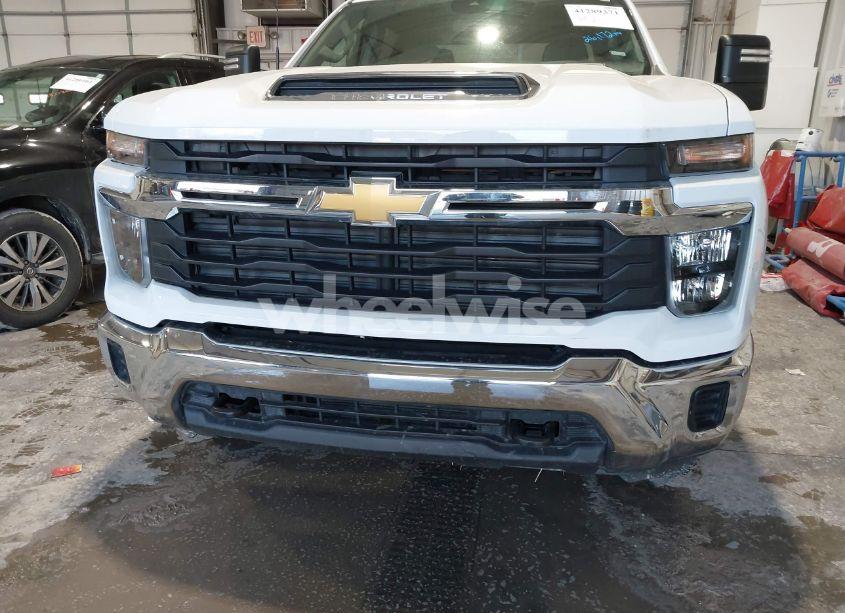 Photo 11 of 2024 Chevrolet Silverado 2500HD 4WD STANDARD BED LT (VIN 2GC4YNE75R1193700)