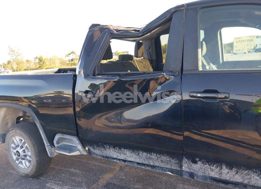 Photo 13 of 2022 Chevrolet Silverado 2500HD 4WD STANDARD BED LT (VIN 2GC4YNEY1N1246413)