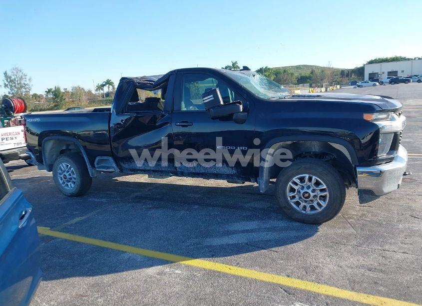 Photo 15 of 2022 Chevrolet Silverado 2500HD 4WD STANDARD BED LT (VIN 2GC4YNEY1N1246413)
