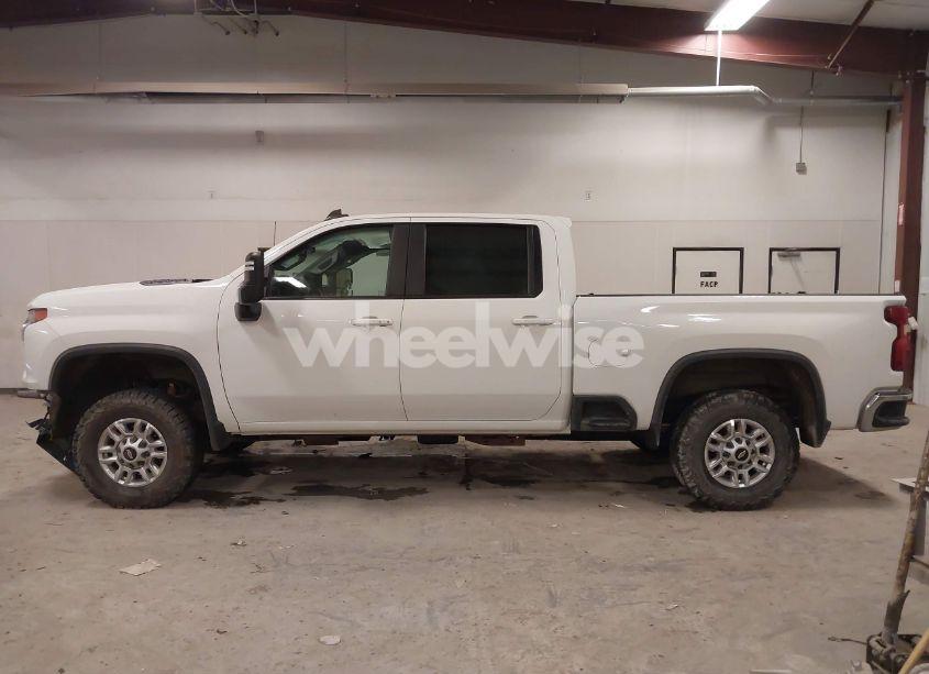 Photo 14 of 2022 Chevrolet Silverado 2500HD 4WD STANDARD BED LT (VIN 2GC4YNEY3N1209377)