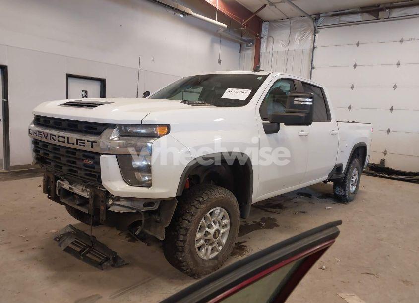 Photo 2 of 2022 Chevrolet Silverado 2500HD 4WD STANDARD BED LT (VIN 2GC4YNEY3N1209377)