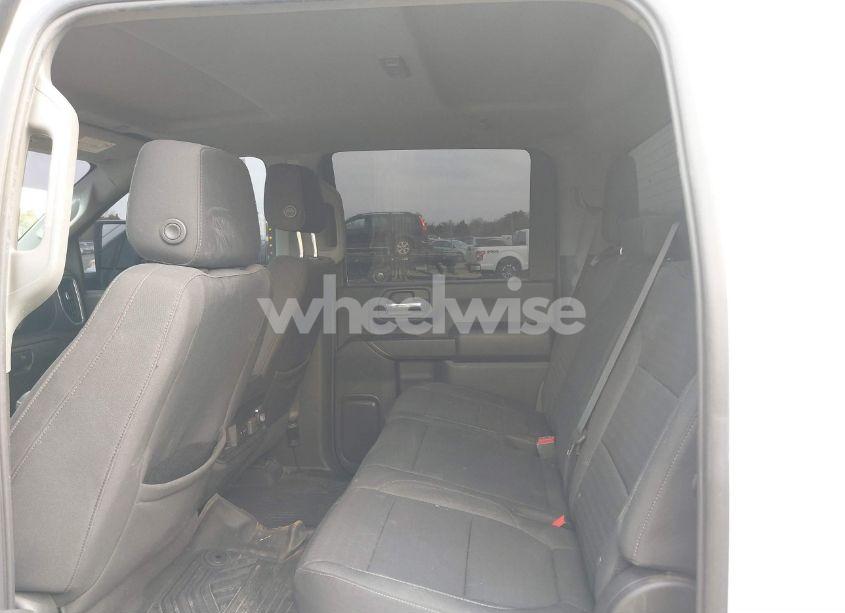 Photo 7 of 2022 Chevrolet Silverado 2500HD 4WD STANDARD BED LT (VIN 2GC4YNEY4N1225880)
