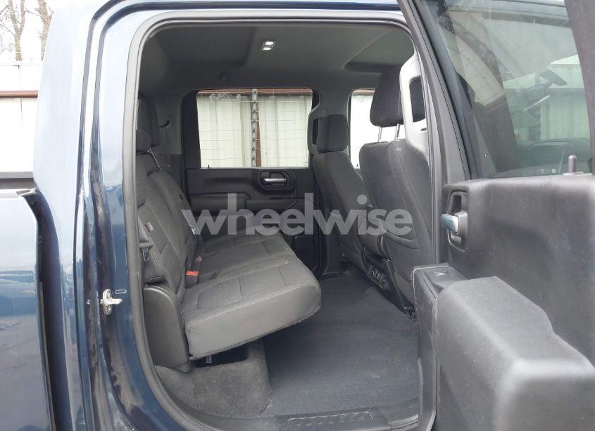 Photo 6 of 2022 Chevrolet Silverado 2500HD 4WD STANDARD BED LT (VIN 2GC4YNEY8N1237143)