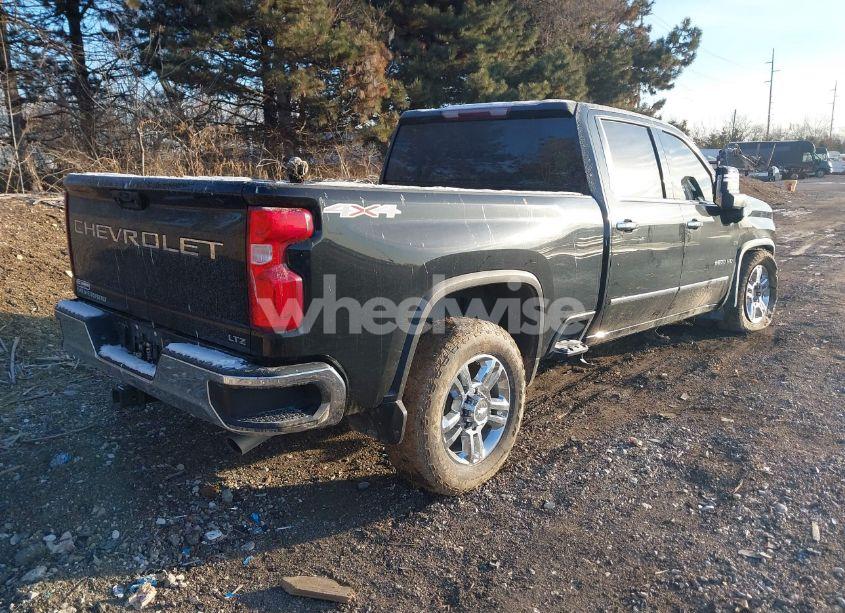 Photo 4 of 2022 Chevrolet Silverado 2500HD 4WD STANDARD BED LTZ (VIN 2GC4YPE77N1218330)