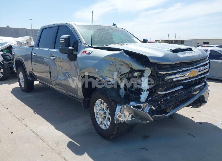 2024 Chevrolet Silverado 2500HD 4WD STANDARD BED LTZ (VIN 2GC4YPEY5R1107368) main photo