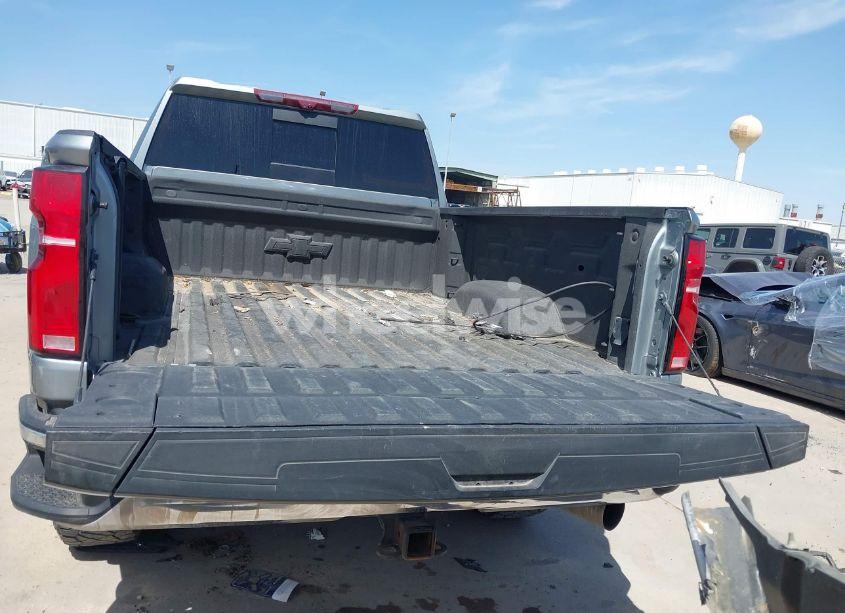 Photo 17 of 2024 Chevrolet Silverado 2500HD 4WD STANDARD BED LTZ (VIN 2GC4YPEY5R1107368)