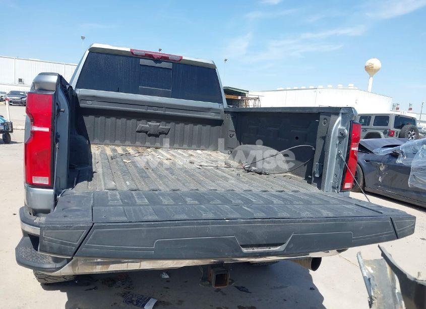 Photo 6 of 2024 Chevrolet Silverado 2500HD 4WD STANDARD BED LTZ (VIN 2GC4YPEY5R1107368)