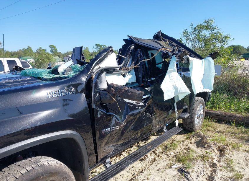 Photo 6 of 2022 Chevrolet Silverado 2500HD (VIN 2GC4YREY2N1207630)