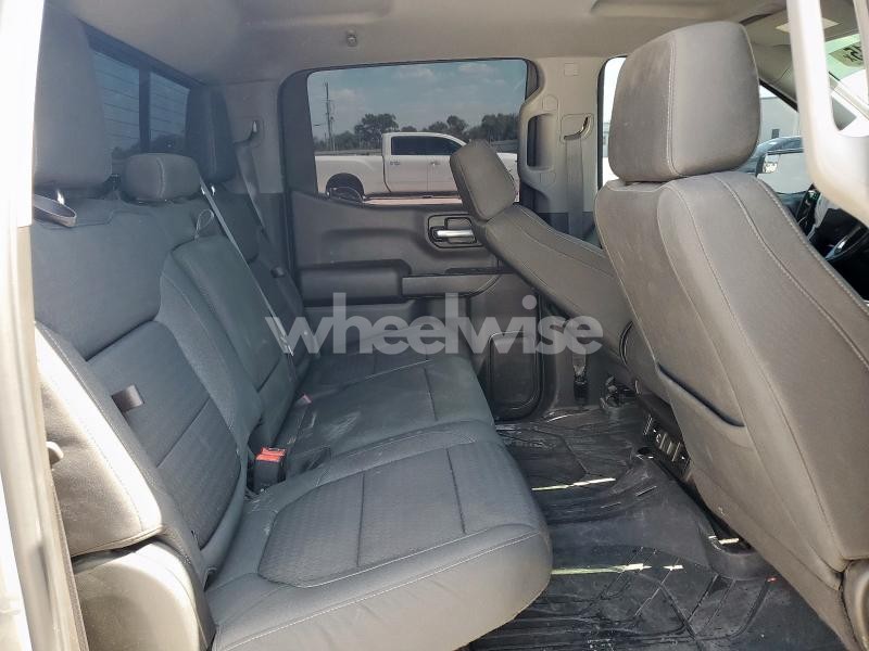 Photo 3 of 2021 CHEVROLET SILVERADO K1500 LT N/A (VIN 2GC4YREY7N1227002)