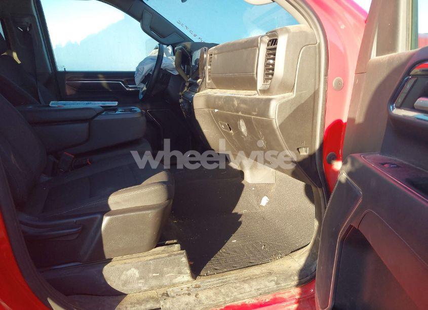 Photo 5 of 2024 Chevrolet Silverado 3500HD 4WD STANDARD BED LT (VIN 2GC4YTE73R1119678)