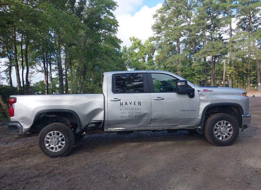 Photo 13 of 2023 Chevrolet Silverado 3500HD 4WD LONG BED LT (VIN 2GC4YTE74P1706405)