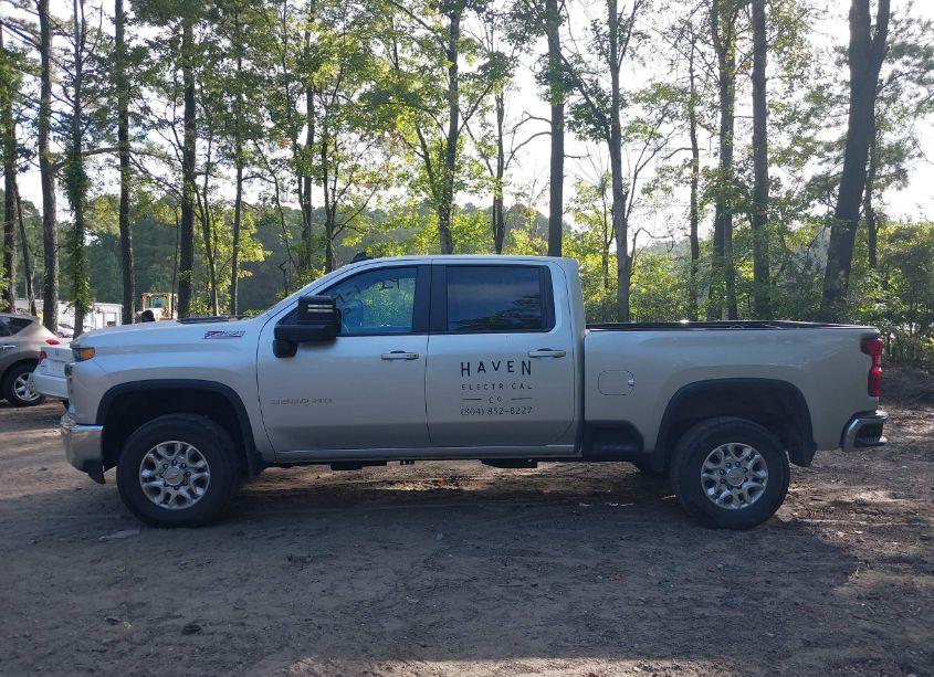Photo 14 of 2023 Chevrolet Silverado 3500HD 4WD LONG BED LT (VIN 2GC4YTE74P1706405)